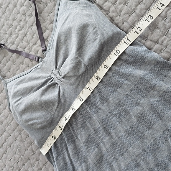 LULULEMON Active Tank - Picture 5 of 13